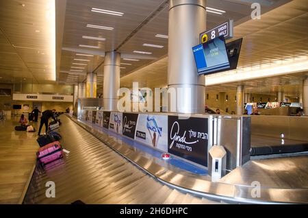 In der Ankunftshalle am Flughafen Ben Gurion, Tel Aviv, Israel, Stockfoto