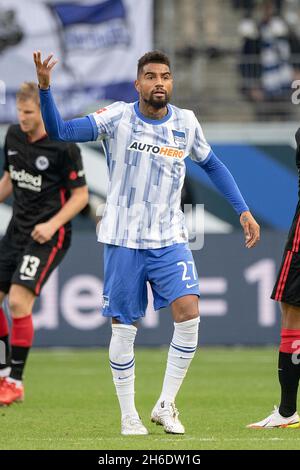 Kevin-Prince BOATENG (B), ganze Figur, Geste, Geste, Armbewegung, Handbewegung, ratlos, ratlos; Fußball 1. Bundesliga, 08. Spieltag, Eintracht Frankfurt (F) - Hertha BSC Berlin (B) 1: 2, am 16. Oktober 2021 in Frankfurt am Main. Die DFL-Vorschriften verbieten die Verwendung von Fotos als Bildsequenzen und/oder quasi-Video Stockfoto