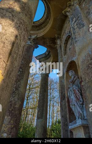 Der Tempel des Apollo in Stourhead Gardens, Stourton, Wiltshire, England, Großbritannien Stockfoto