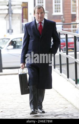 Air Chief Marshal Sir Glenn Torpy kommt heute Nachmittag in der Londoner Innenstadt an, um Beweise für die Irakuntersuchung zu liefern. Stockfoto