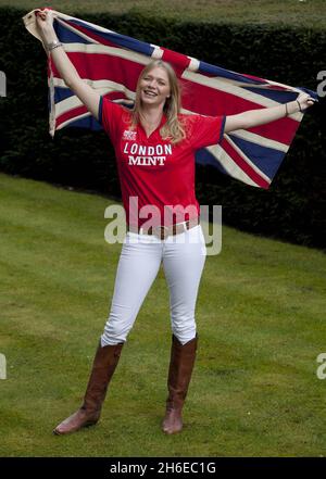 Mint Polo im Park Botschafter Jodie Kidd startet eine Petition an das Internationale Olympische Komitee, um Polo wieder als olympischen Sport einzusetzen, im Mandarin Hotel in Knightsbridge, London Stockfoto