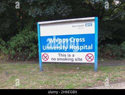 Eine allgemeine Ansicht des Whipps Cross University Hospital in East London, wo das Vertrauen mit drei formalen Warnungen versehen wurde, nachdem Inspektoren „unsichere“ Bedingungen festgestellt hatten. Stockfoto