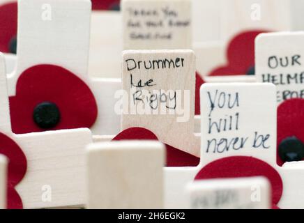 Im Bereich Remembrance vor der Westminster Abbey wird ein