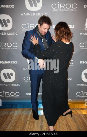 Simon und Yasmin Le Bon Ankunft in der Warner Music & CIROC BRITS nach der Party, bei Londonâ €™s Freemasonâ €™s Hall. Stockfoto