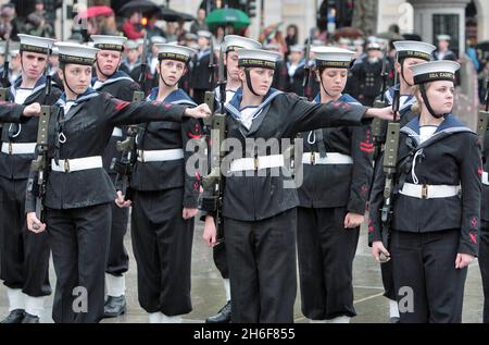 Die jährliche Trafalgar Day Parade findet auf dem Trafalgar Square statt, um die Erinnerung an Admiral Lord Nelson und den Sieg bei der Schlacht von Trafalgar zu ehren. Stockfoto