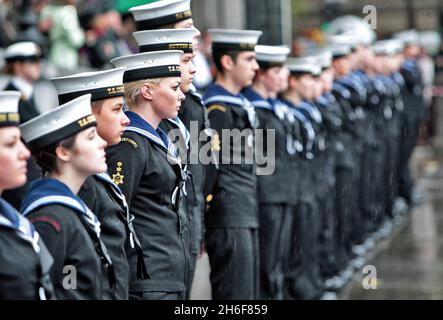 Die jährliche Trafalgar Day Parade findet auf dem Trafalgar Square statt, um die Erinnerung an Admiral Lord Nelson und den Sieg bei der Schlacht von Trafalgar zu ehren. Stockfoto