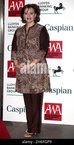 Cherie Blair nimmt an diesem Abend an den Asian Women of Achievement Awards in der Hilton Park Lane in London Teil. Stockfoto