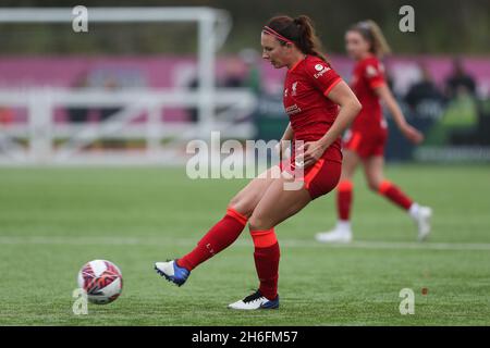 DURHAM CITY, GBR. 14. NOVEMBER Liverpools Niamh Fahey während des FA Women's Championship-Spiels zwischen dem FC Durham Women und Liverpool im Maiden Castle, Durham City, am Sonntag, dem 14. November 2021. (Kredit: Mark Fletcher | MI News) Kredit: MI Nachrichten & Sport /Alamy Live News Stockfoto