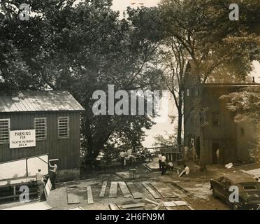 Organisation eines ländlichen Sommertheaters in einer Scheune neben dem Bucks County Playhouse, New Hope, Penn. USA 1951 Stockfoto