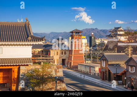 Kofu, Yamashi, Skyline der japanischen Innenstadt mit historischen Gebäuden. Stockfoto