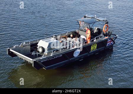 Landing Craft BRAVO LIMA GB wird von der Livetts Group betrieben und ist in London tätig Stockfoto