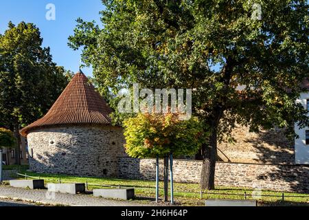 Pulverturm Ein Teil der alten Stadtmauer in Poessneck, Saale-Orla-Kreis, Thüringen, Deutschland, Europa Stockfoto