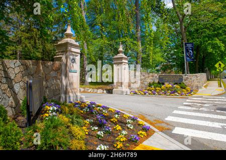 Newton Country Day School of the Sacred Heart in der 785 Center Street im Dorf Newton Center, Massachusetts, USA. Stockfoto