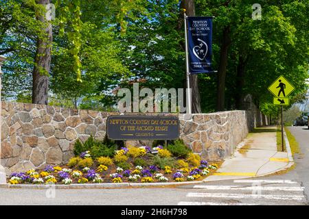 Newton Country Day School of the Sacred Heart in der 785 Center Street im Dorf Newton Center, Massachusetts, USA. Stockfoto