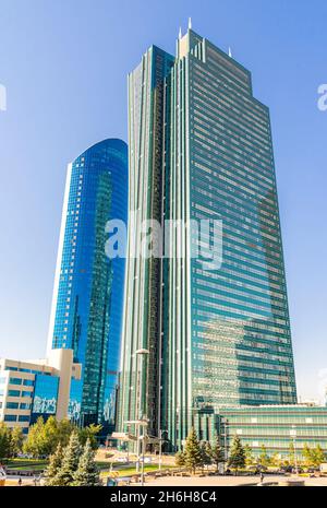 Emerald Towers, entworfen vom Architekten Roy Varacalli und Kazakhstan Temir Zholy Buildings, einige der höchsten in Astana, nur-Sultan, Kasachstan Stockfoto