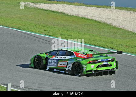 Lamborghini Huracan-Team Imperiale Racing in der internationalen Motorsport GT3-Meisterschaft auf dem Circuit de Barcelona Catalunya, Montmelo, Spanien Stockfoto