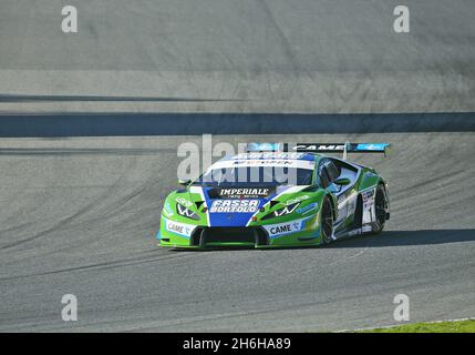 Lamborghini Huracan-Team Imperiale Racing in der internationalen Motorsport GT3-Meisterschaft auf dem Circuit de Barcelona Catalunya, Montmelo, Spanien Stockfoto