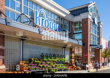 Kroger Lebensmittel & Apotheke Supermarkt in Snellville (Metro Atlanta), Georgia. (USA) Stockfoto