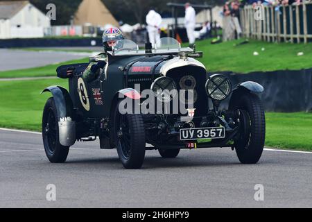 William Medcalf, Bentley 4½ Liter Le Mans, Thunderstruck, Earl Howe Trophy, zweisitzige Grand Prix-Fahrzeuge und Voiturette-Fahrzeuge, die vor 1932 antraten, Goodw Stockfoto