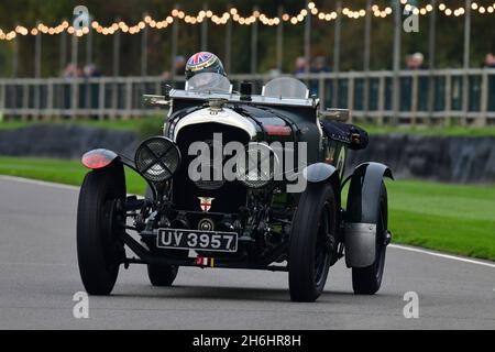 William Medcalf, Bentley 4½ Liter Le Mans, Thunderstruck, Earl Howe Trophy, zweisitzige Grand Prix-Fahrzeuge und Voiturette-Fahrzeuge, die vor 1932 antraten, Goodw Stockfoto