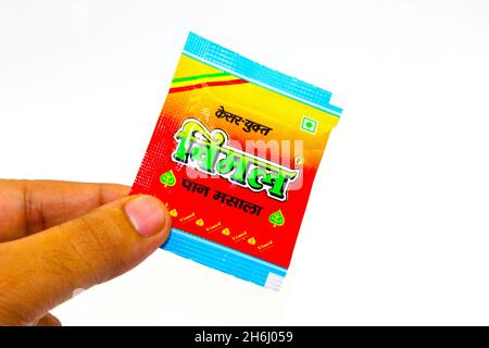 Noida , Utter pardesh , Indien - oktober 18 2021 , Kautabak , Ein Bild von Kautabak auf weißem Hintergrund mit selektivem Fokus in noida Stockfoto