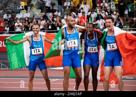 Das italienische 4x100-Meter-Männerteam gewinnt bei den Olympischen Spielen 2020 in Tokio olympisches Gold. Stockfoto