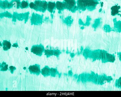 Aquamarin Batik-Farbstreifen. Ethnisches Ornamentdesign. Blaue Künstlerische Pinselstriche. Shibori-Stoff. Grüner Grunge Ethnischer Hintergrund. Handgefertigte Art Stro Stockfoto