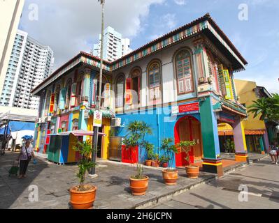 Die historische chinesische Villa Tan Teng Niah wurde 1900 erbaut und befindet sich in Little India an der Curbau Road, Singapur. Stockfoto