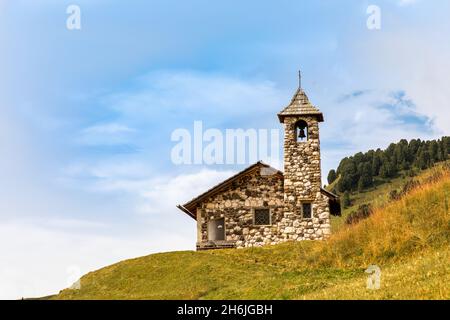 Kapelle Fermeda auf dem Seceda Berg, Gröden, Südtirol Stockfoto