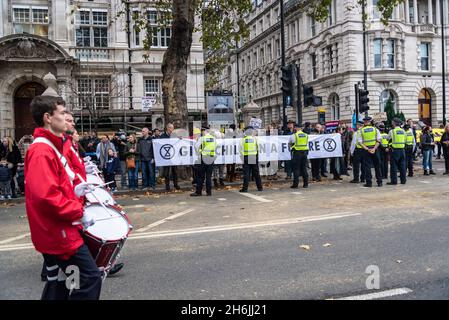 Gib Kindern ein zukünftiges Banner, Protest gegen Lord Mayor Show, Rise and Rebel march, Extinction Rebellion, London, Großbritannien. November 2021 Stockfoto