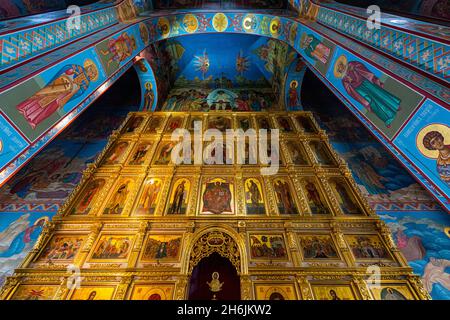 Innenraum der Abakan-Kathedrale der Verklärung, Abakan, Republik Chakassien, Russland, Eurasien Stockfoto