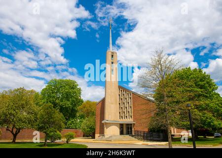 Trinity Chapel in der 885 Center Street in der Boston College Law School Newton Campus in der Stadt Newton, Massachusetts, USA. Stockfoto