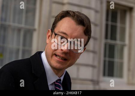 London, Großbritannien. November 2021. Minister im Kabinett, Simon Clarke MP, Chief Secretary to the Treasury Credit: Ian Davidson/Alamy Live News Stockfoto