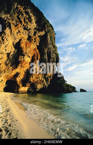 Hat Tham Phra Nang Beach In Der Nähe Von Krabi, Südthailand Stockfoto