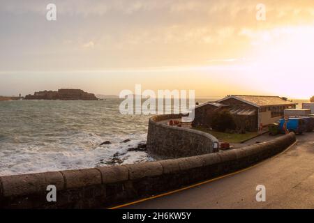 Morgen in der Havelet Bay, Guernsey, aufgenommen im Jahr 2014 Stockfoto