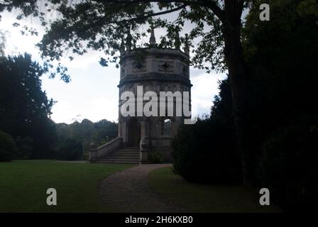 Octagon Tower im Studley Royal Park, Fountains Abbey, Aldfield, in der Nähe von Ripon, North Yorkshire, England Stockfoto