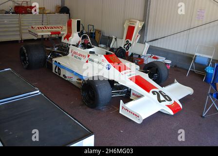 Mauro-Fenster. 1974, Embassy Hill Lola T370, 2012. Mai, 8. Monaco Historique/Historic Grand Prix Meeting. Graham Hills letzter Rennwagen. Stockfoto