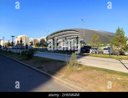 Nur-Sultan - Kasachstan - 5. September 2021: Nur-Sultan Hilton Hotel. Internationales Hilton Inn Stockfoto