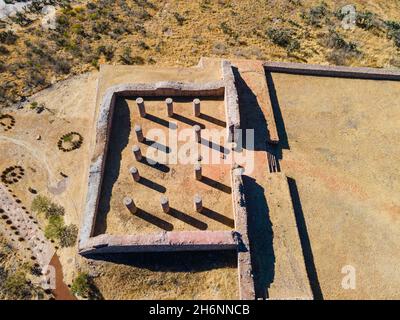 Luftaufnahme der archäologischen Stätte La Quemada, auch bekannt als Chicomoztoc, Zacatecas, Mexiko Stockfoto