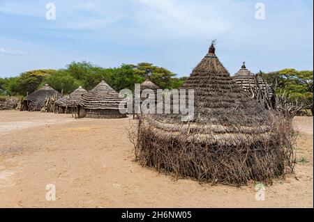 Traditionelle Hütten des Stammes Toposa, Eastern Equatoria, Südsudan Stockfoto