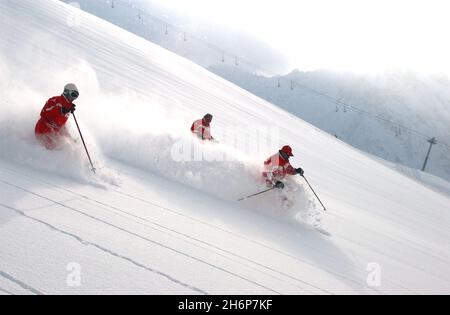 FRANKREICH. HAUTES-PYRENEES (65) SKIGEBIET LA MONGIE IM HAUT-ADOUR. Stockfoto