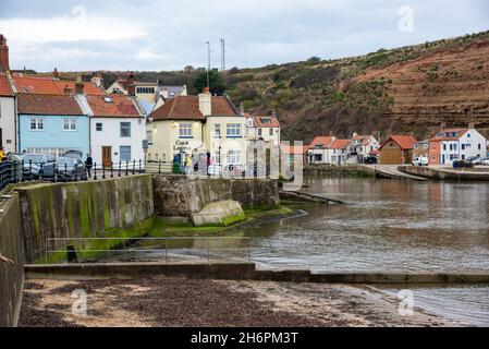 Küstendorf Staithes, Scarborough, North Yorkshire, Großbritannien Stockfoto