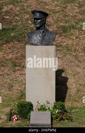 Büste von Lord Dowding, Leiter des Fighter Command, Battle of Britain Memorial, Capel-le-Ferne, in der Nähe von Folkestone, Kent, England Stockfoto