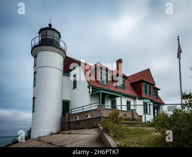 Point Betsie Light ist der Eingang zur Manitou Passage am Nordostufer des Lake Michigan USA Stockfoto