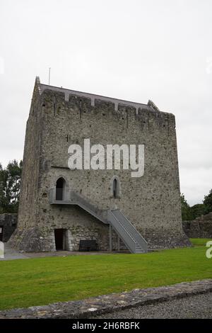 ATHENRY, IRLAND - 14. Aug 2021: Das historische Athenry County Galway, Irland Stockfoto