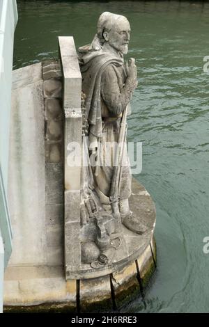 Die Statue von Zouave auf der Alma-Brücke über die seine in Paris, Frankreich. Stockfoto