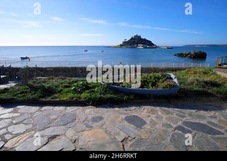 Blick auf Michael's Mount von Marazion Cornwall England aus Stockfoto