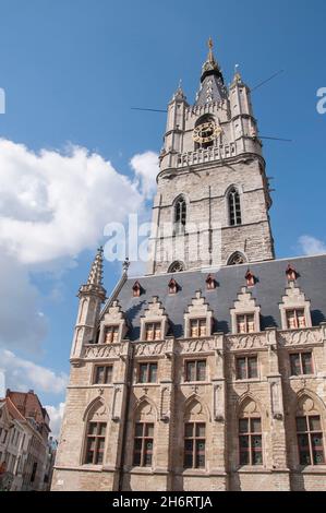 Der 91 Meter hohe Belfried von Gent, Belgien Stockfoto