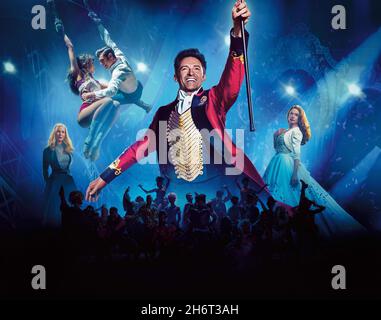 VERÖFFENTLICHUNG: 20. Dezember 2017 TITEL: The Greatest Showman STUDIO: Twentieth Century Fox REGIE: Michael Gracey HANDLUNG: Inspiriert von der Fantasie von P.T. Barnum, The Greatest Showman, ist ein originelles Musical, das die Geburt des Showbusiness feiert und von einem Visionär erzählt, der aus dem nichts hervorging, um ein Spektakel zu schaffen, das zu einer weltweiten Sensation wurde.MIT: Hugh Jackman, Zac Efron, Zendaya Plakatkunst. (Bild: © Twentieth Century Fox/Entertainment Picturms) Stockfoto