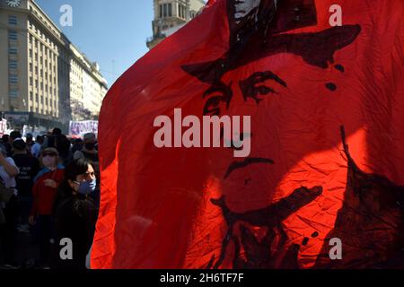 Manifestación en apoyo al Presidente Alberto Fernández al conmemorarse el día de la militancia, 17 de noviembre de 2021, Buenos Aires, Argentinien Stockfoto